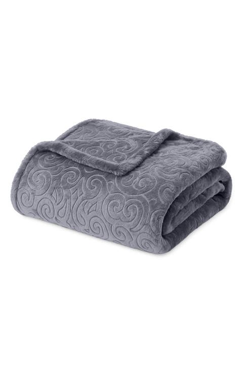 Dama Embossed Fleece Throw Blanket