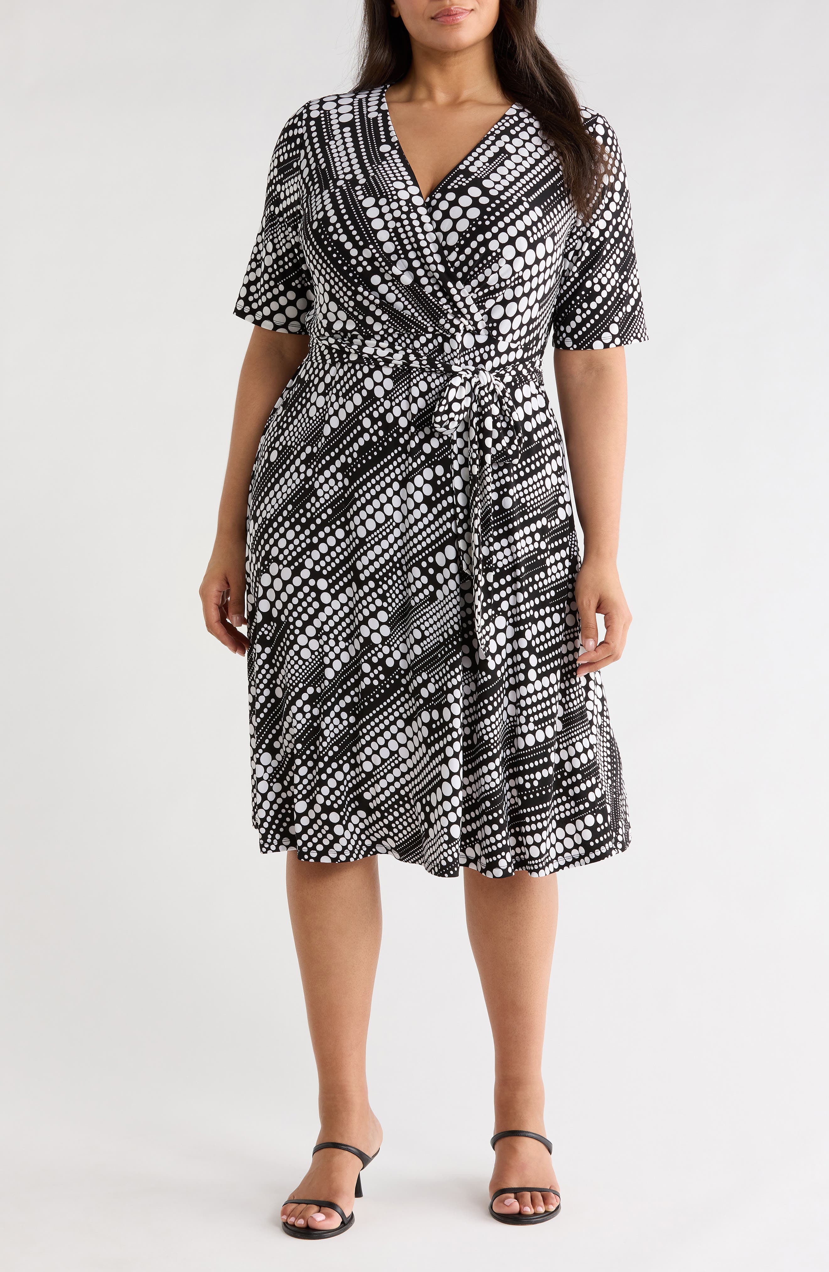 Short Sleeve Colorblock Shift Dress