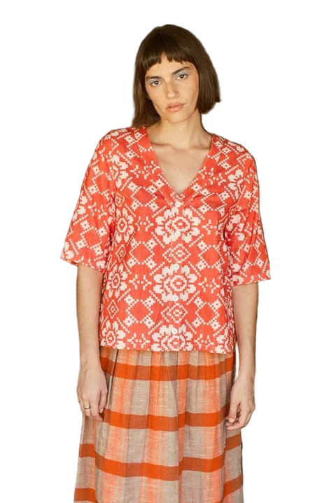 Bree V-neck Button-up Blouse