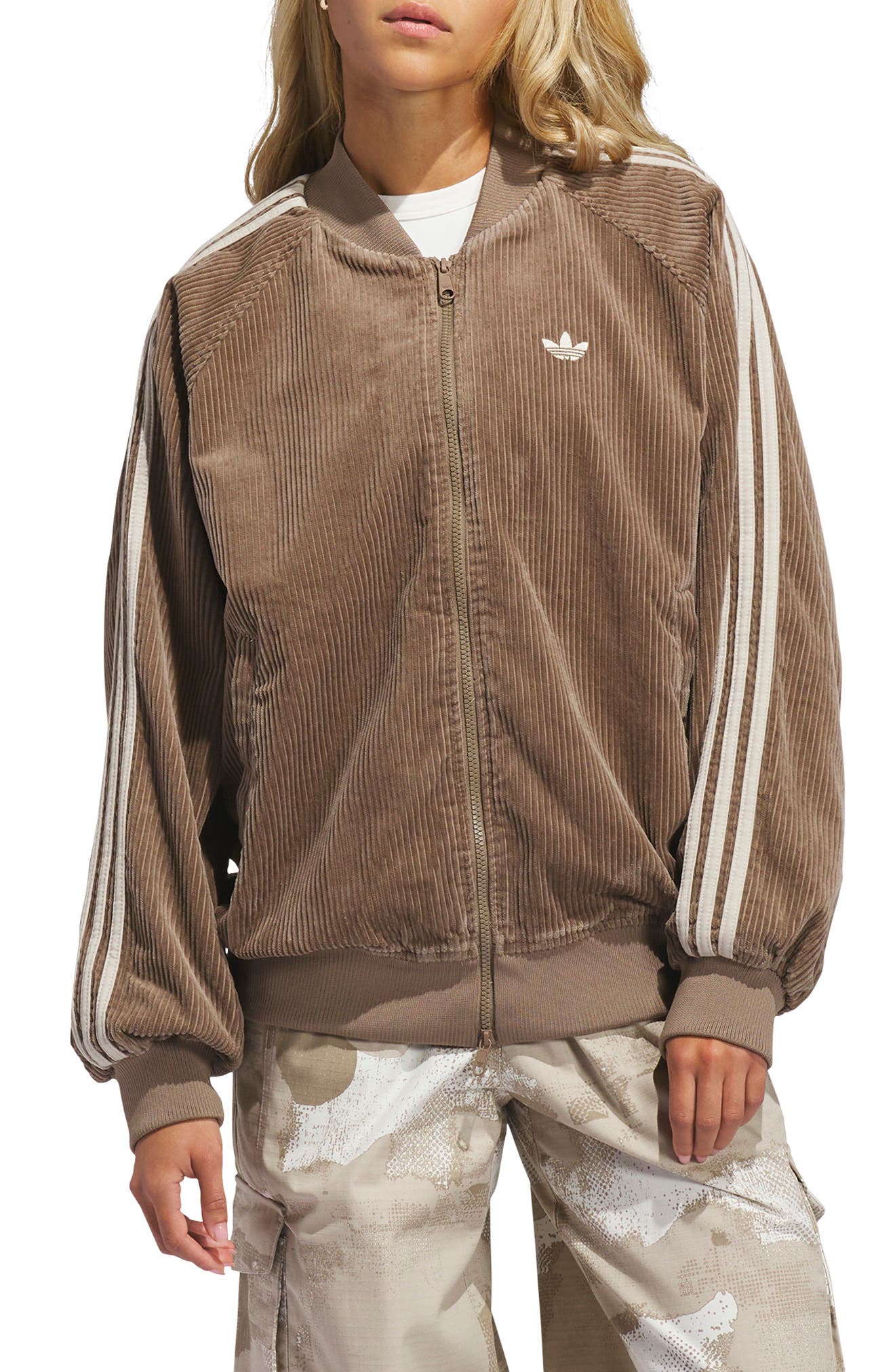 selected KHAKI SIX/ KHAKI THREE