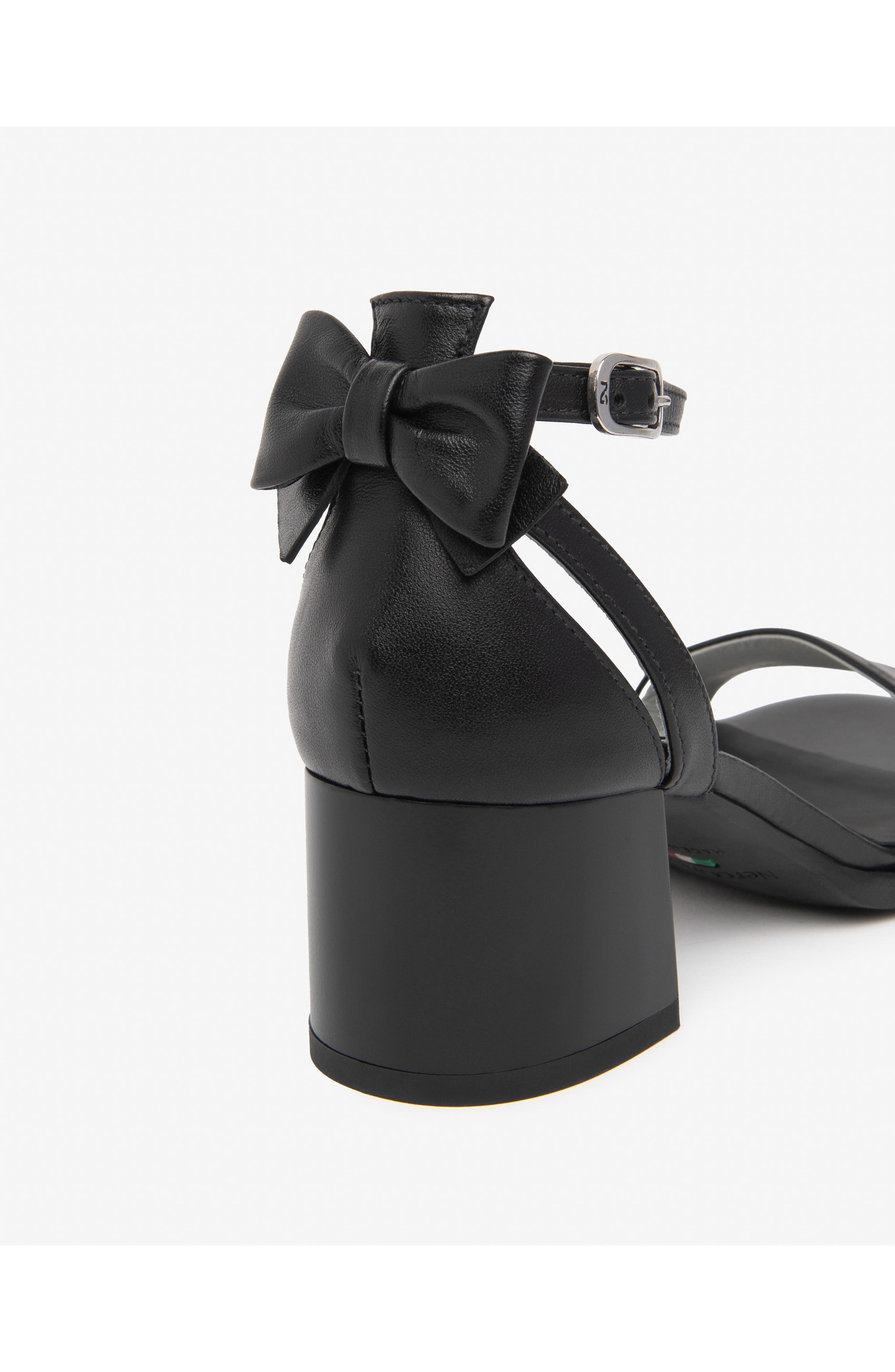 NeroGiardini Ankle Strap Block Heel Sandal, Alternate, color, Black