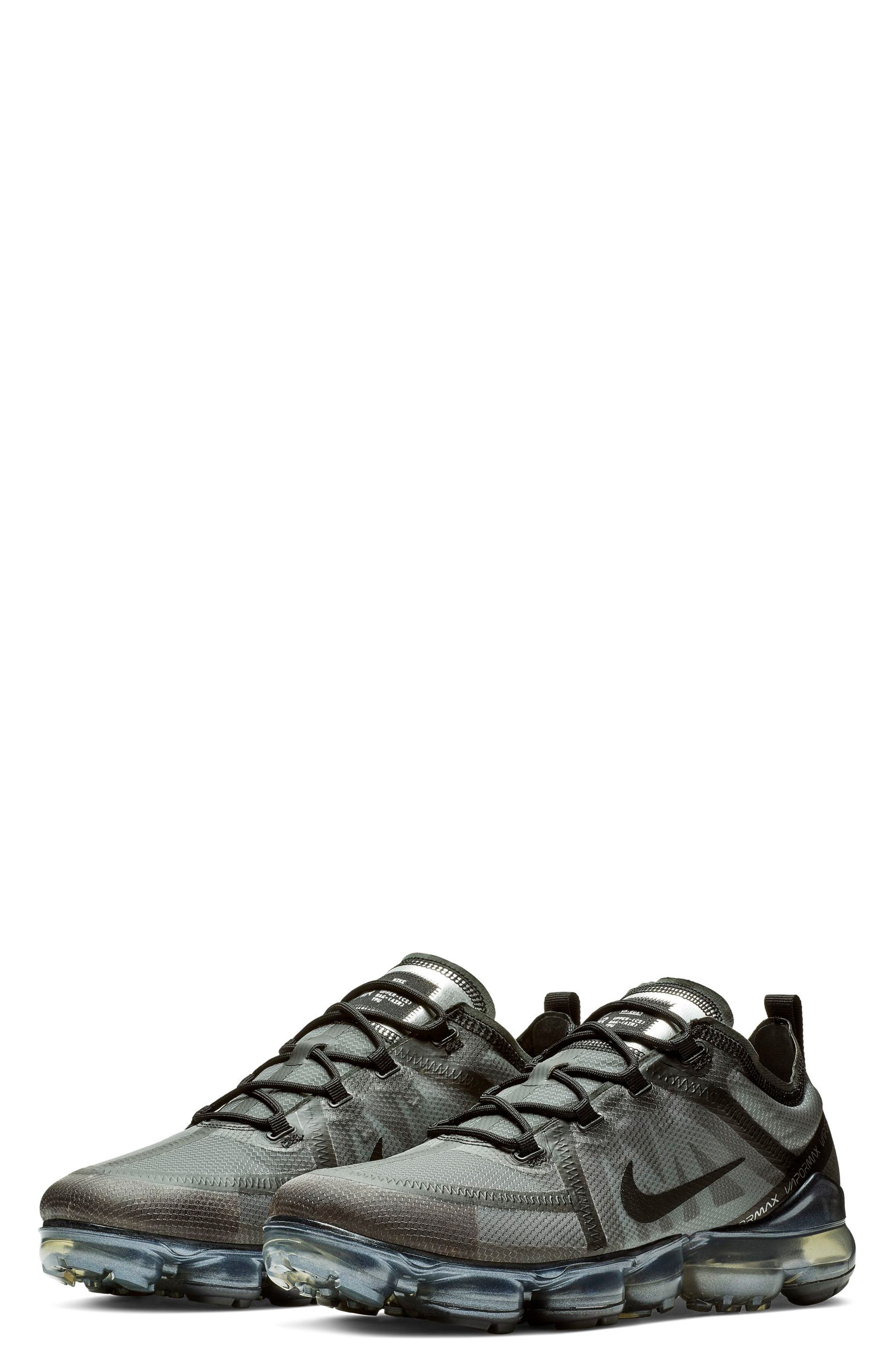 Nike Air VaporMax 2019 Sneaker, Main, color, 