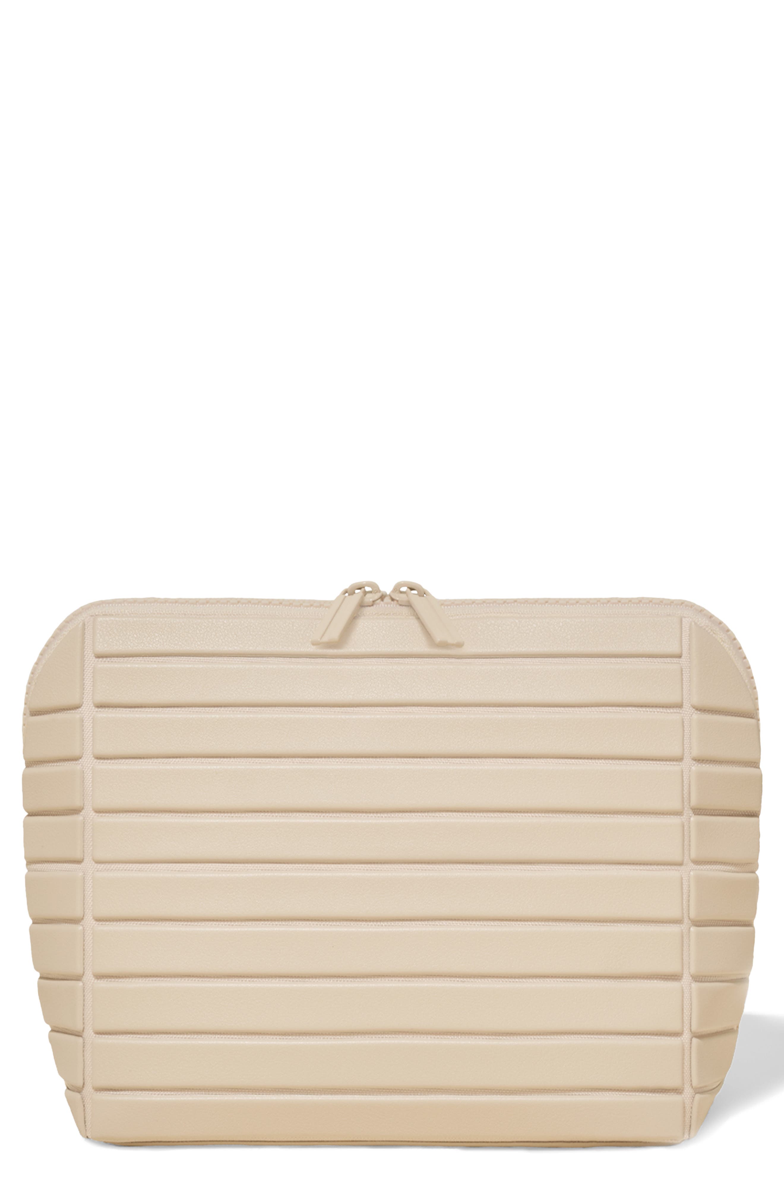 Parallelle The Medium Traveller Toiletry Kit in Bisque 