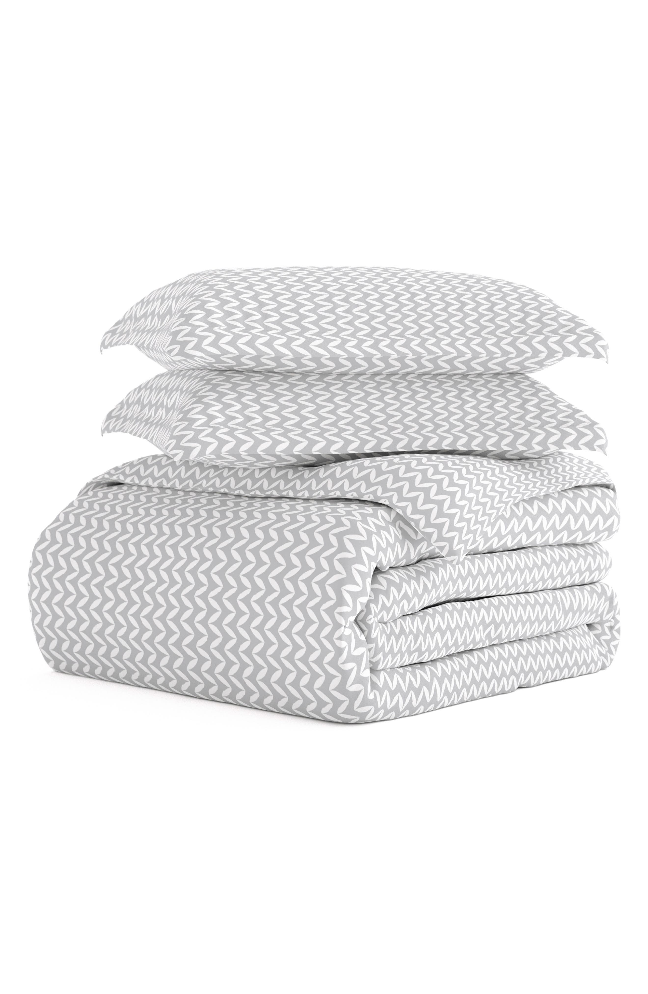 HOMESPUN IENJOY HOME Premium Ultra Soft 3-Piece Puffed Chevron Print Duvet Cover Set
