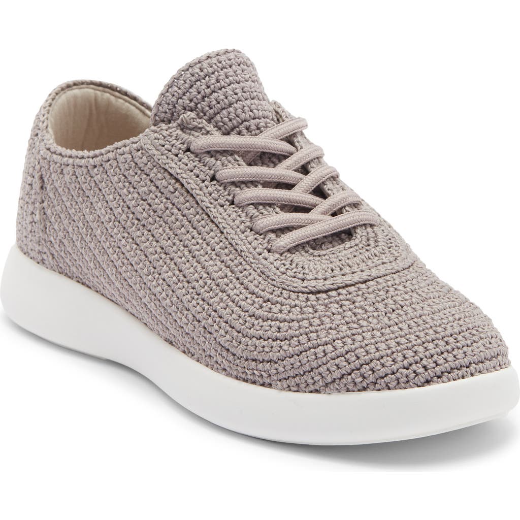 The Sak Asha Low Top Sneaker In Gray