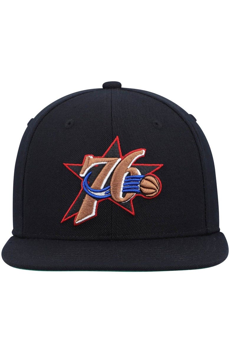 Mitchell & Ness Men's Mitchell & Ness Black Philadelphia 76ers Hardwood Classics Team Ground 2.0 Snapback Hat, Alternate, color,