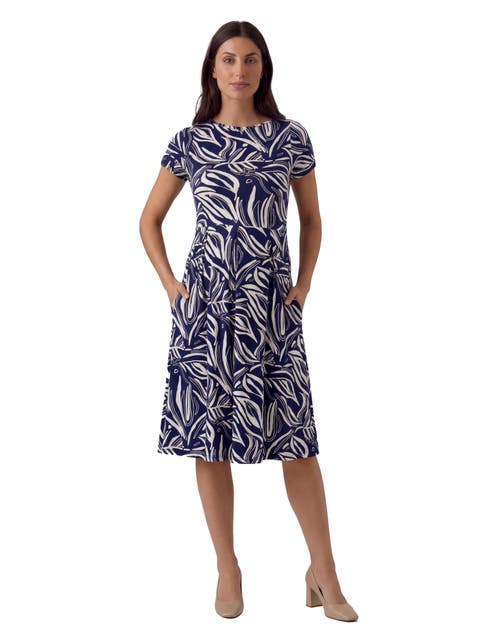 Maternity Essential Abstract Print Short Sleeve Boat Neck Pleated Pocket Fit & Flare Midi Dress