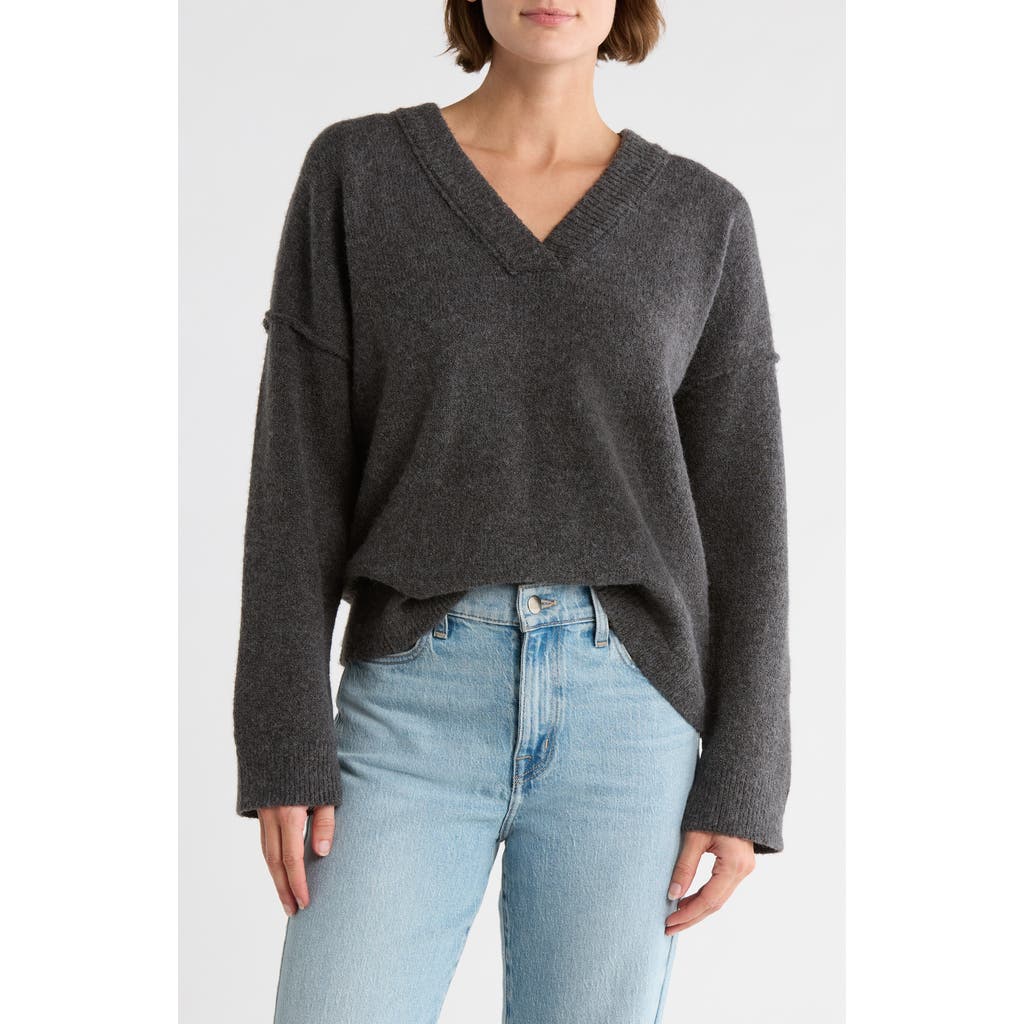 Melrose And Market Rib Trim V-neck Sweater In Gray