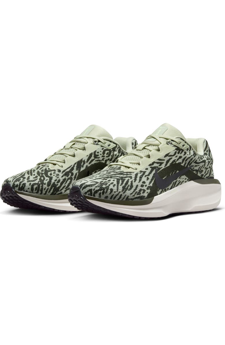 Nike Winflo 11 Road Runner Running Shoe, Main, color,