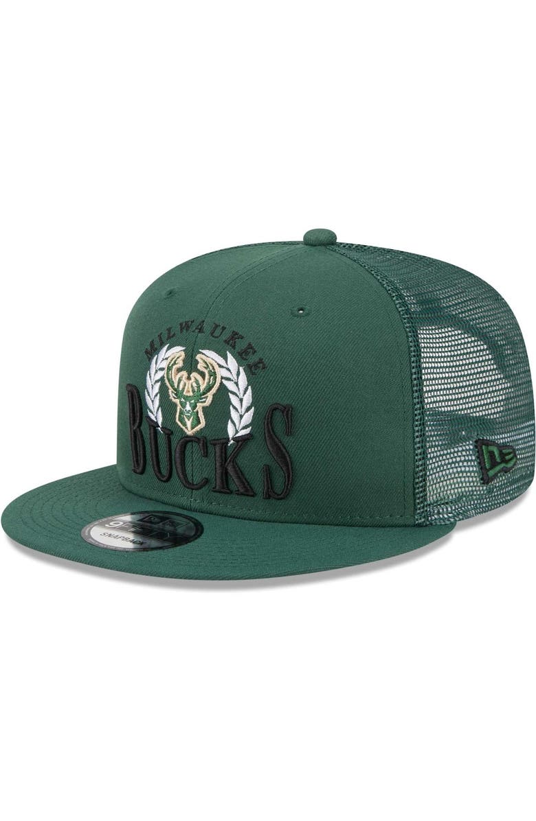 New Era Men's New Era Hunter Green Milwaukee Bucks Bold Laurels 9FIFTY Snapback Hat, Main, color,