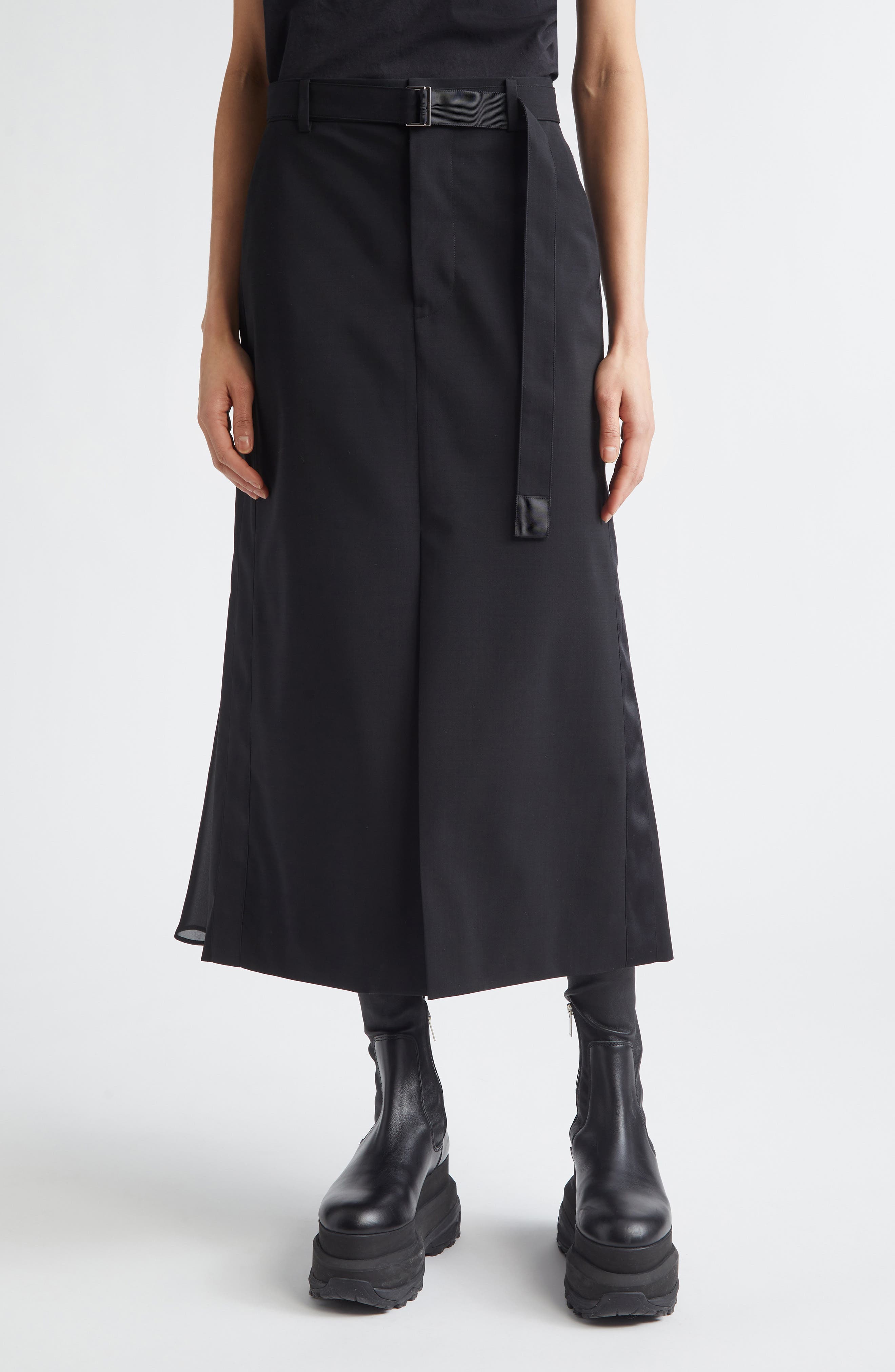Sacai Insulated Nylon Twill Midi Cargo Skirt | Nordstrom