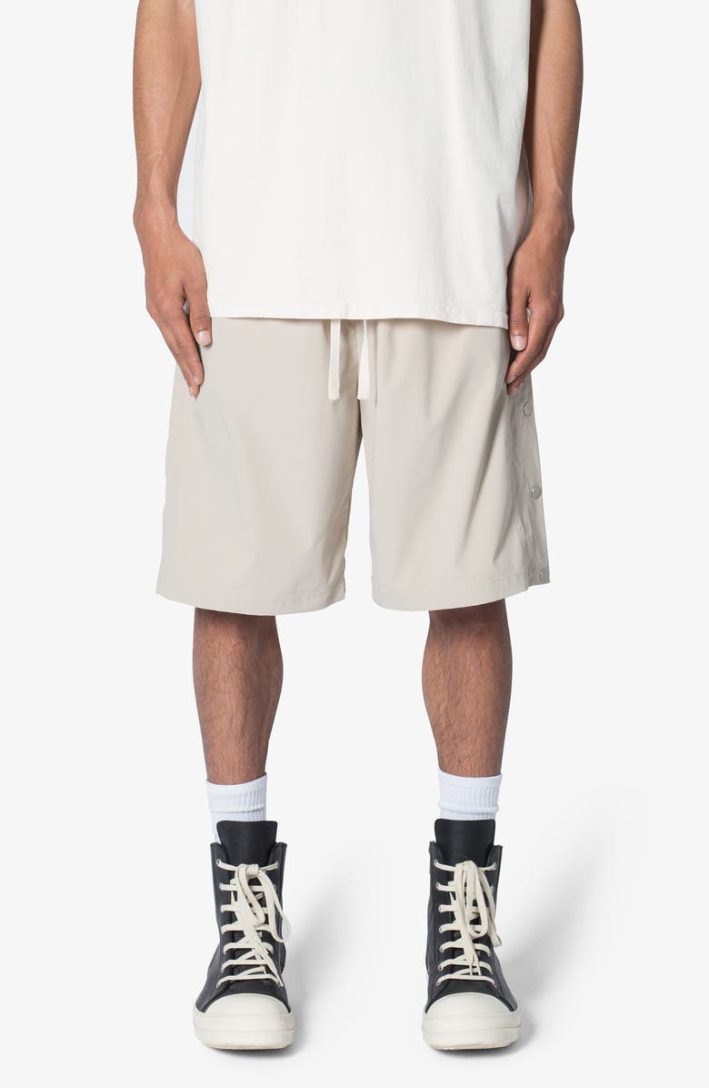 mnml Oversize Side Snap Nylon Shorts, Main, color,