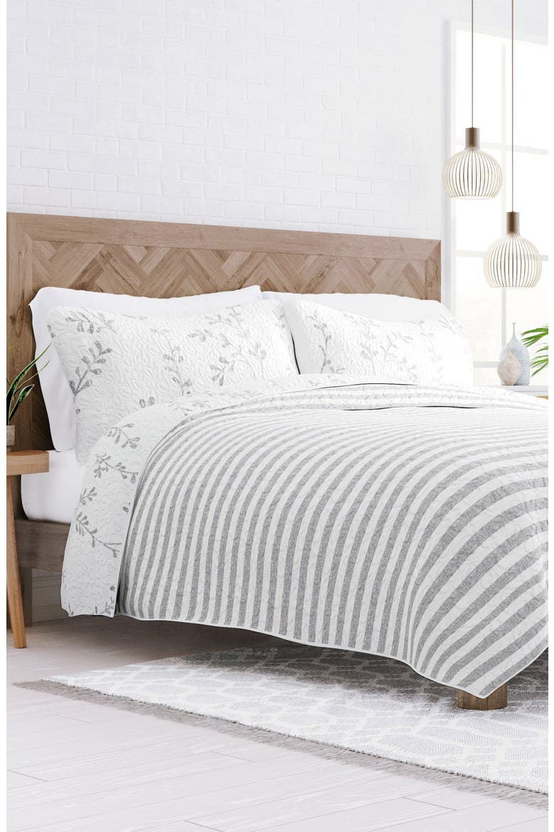 All Season Sprouting Vines Reversible Quilt & Sham Set, Alternate, color, LIGHT GRAY