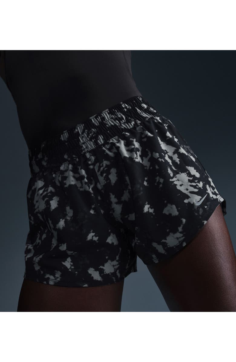 Nike One Dri-FIT Mid Rise 3-Inch Print Shorts, Alternate, color,