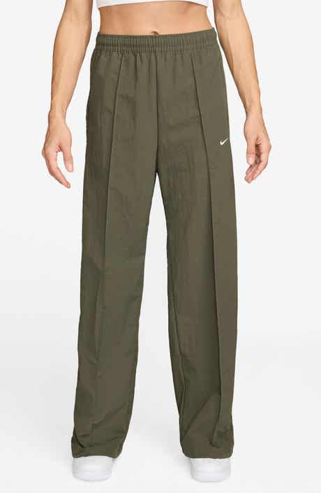 Nike Sportswear Everything Wovens Mid-Rise Open-Hem Pants