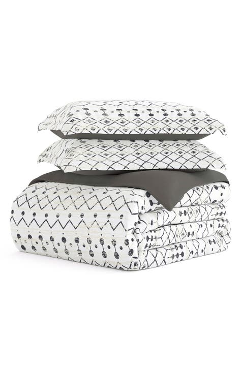 IENJOY HOME Premium Ultra Soft Etched Gate 3-Piece Reversible Duvet Cover Set