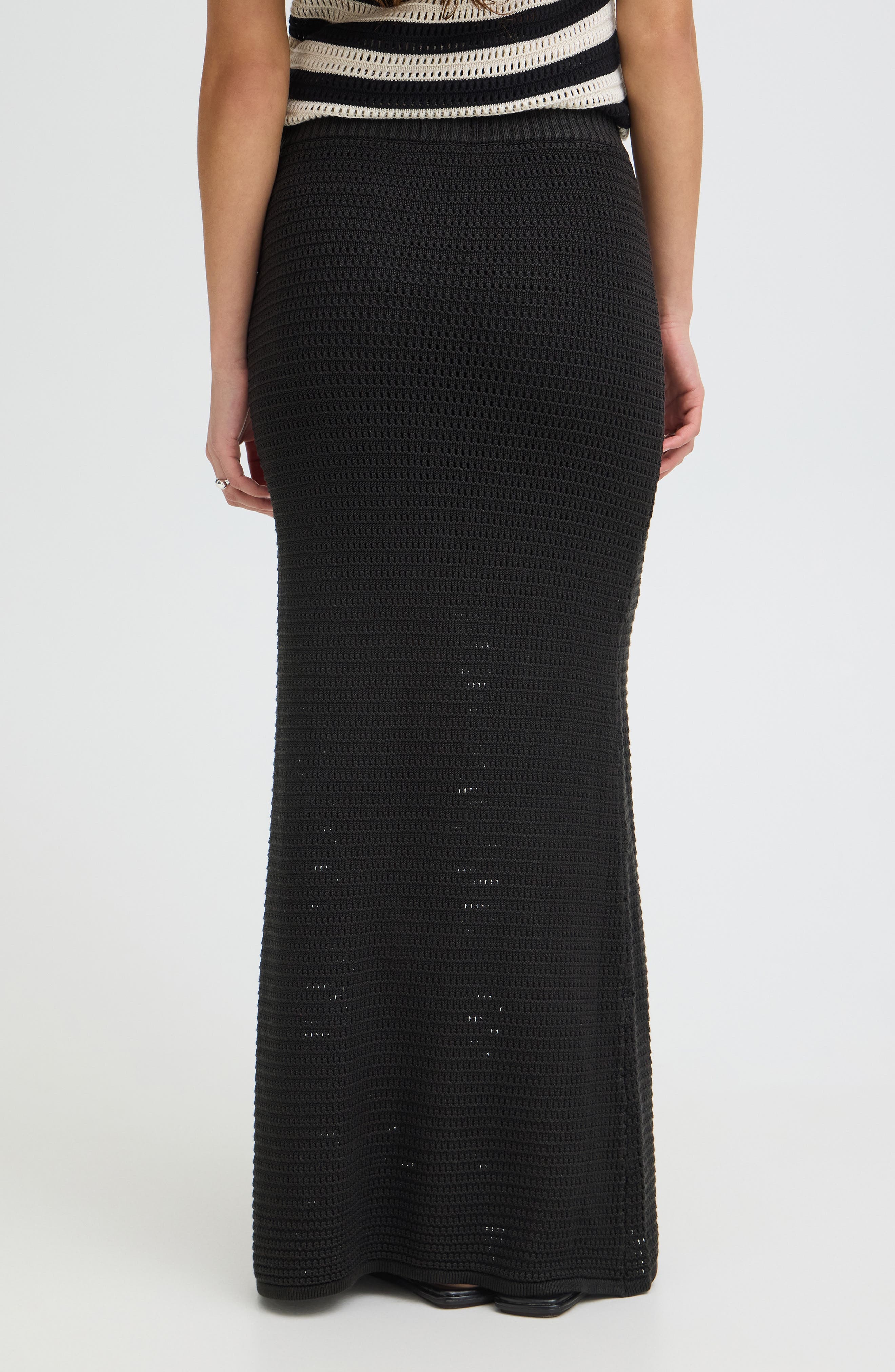 Maxi Sweater Skirt - image 2