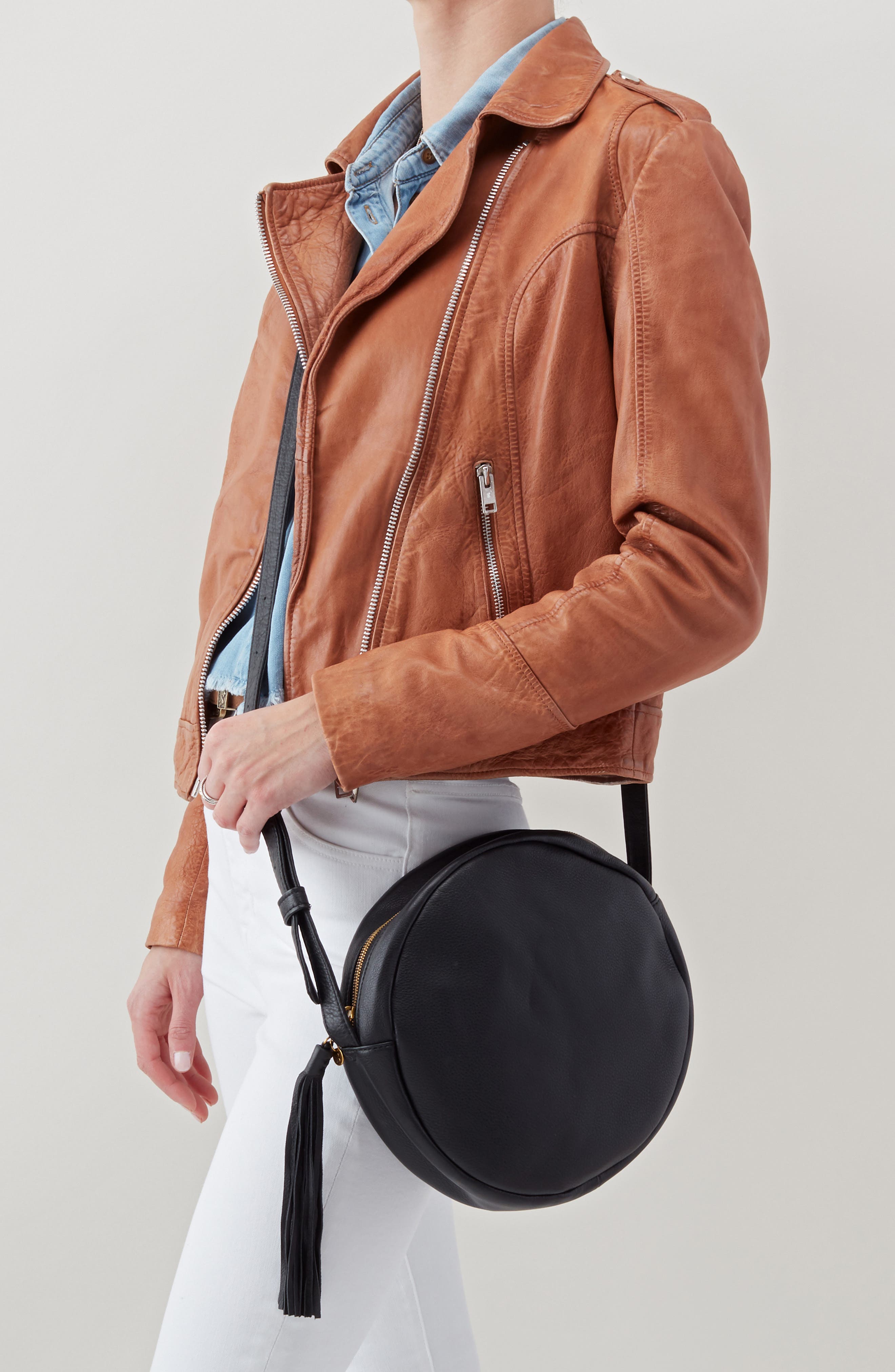 HOBO Groove Calfskin Leather Crossbody Bag, Alternate, color, 