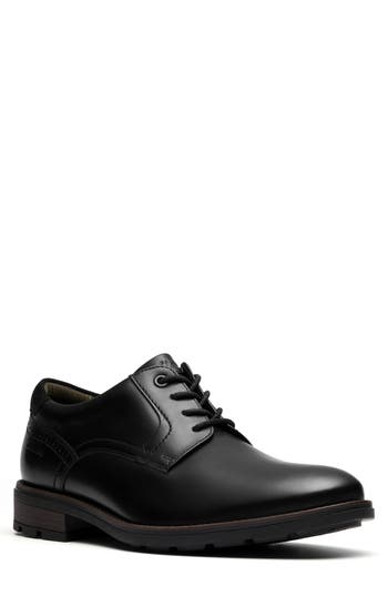 Clarks ® Emmett Plain Toe Derby In Black