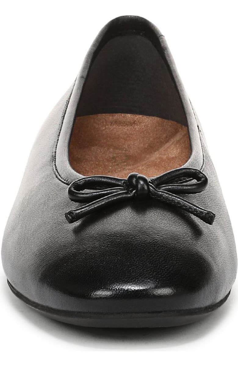 Vionic Larissa Ballet Flat, Alternate, color, Black