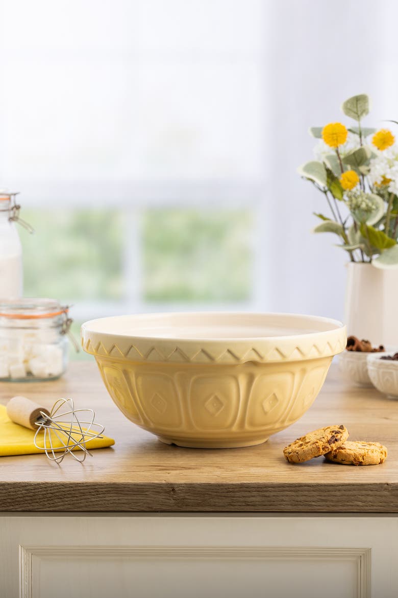 Color Mix Yellow Size 18 Mixing Bowl, 2.85 Quart, Alternate, color, Yellow