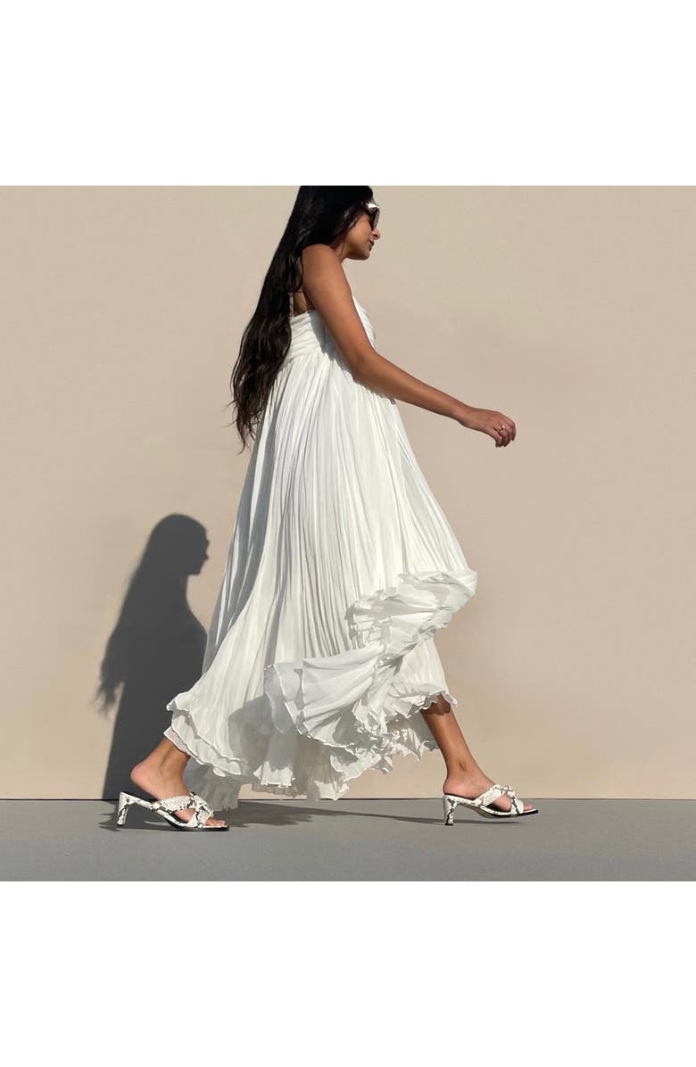 Neil J. Rodgers Obi Heel, Alternate, color,