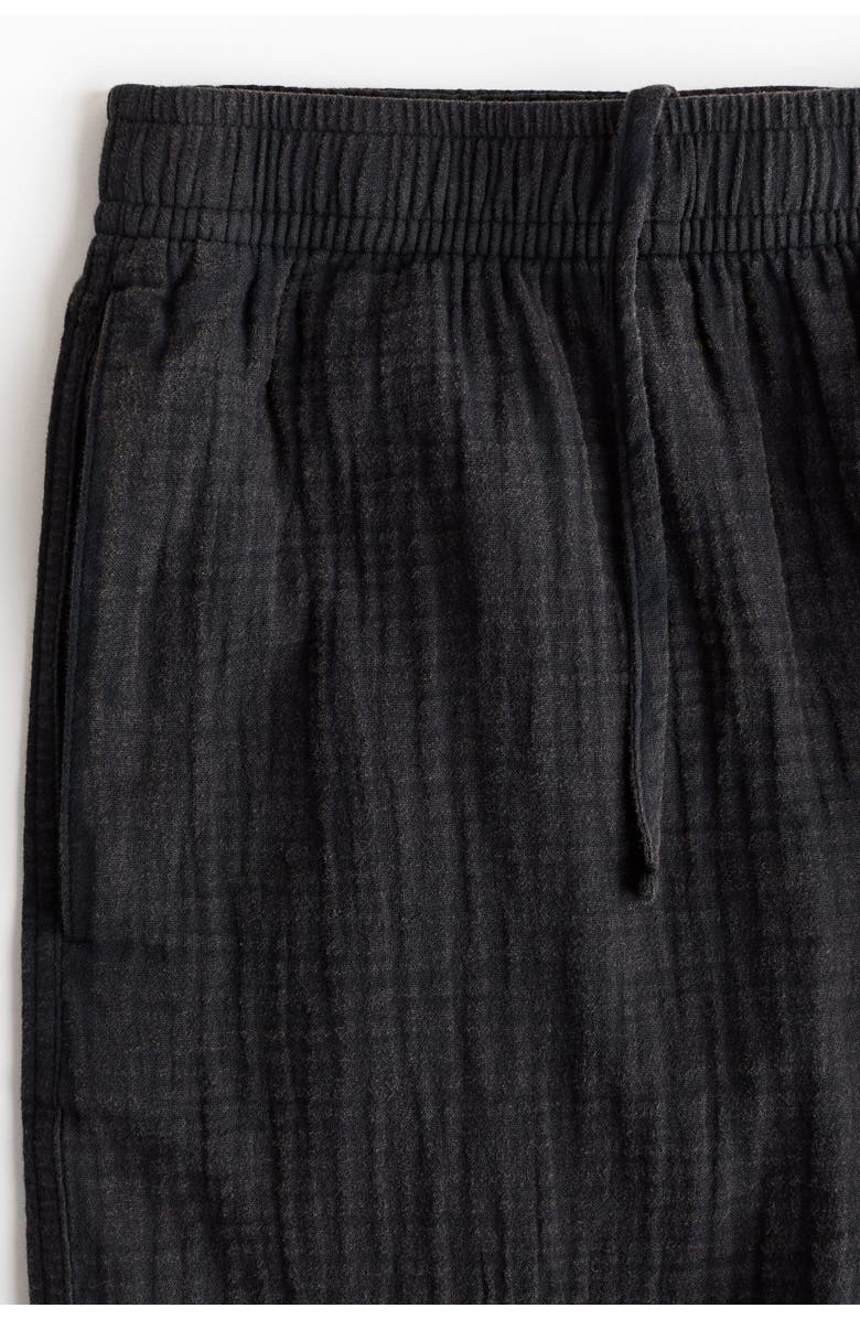 H&M Relaxed Fit Muslin Shorts, Alternate, color, Black