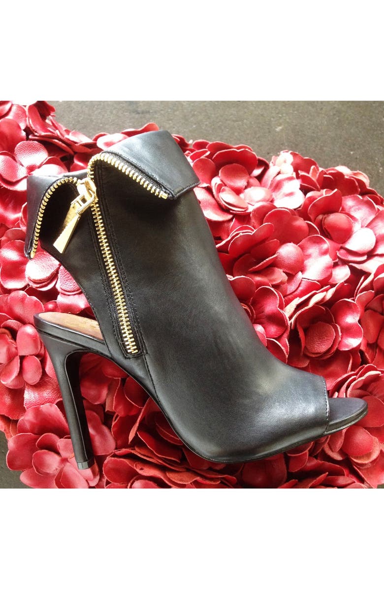 Vince Camuto 'Kevlin' Bootie, Alternate, color,