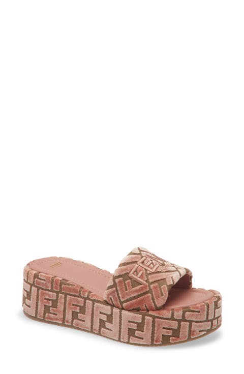 【セール！！】新品！FENDI♡ベビーピンクが可愛い手袋 Shop Women's Designer Pink Mini Bags | FENDI US