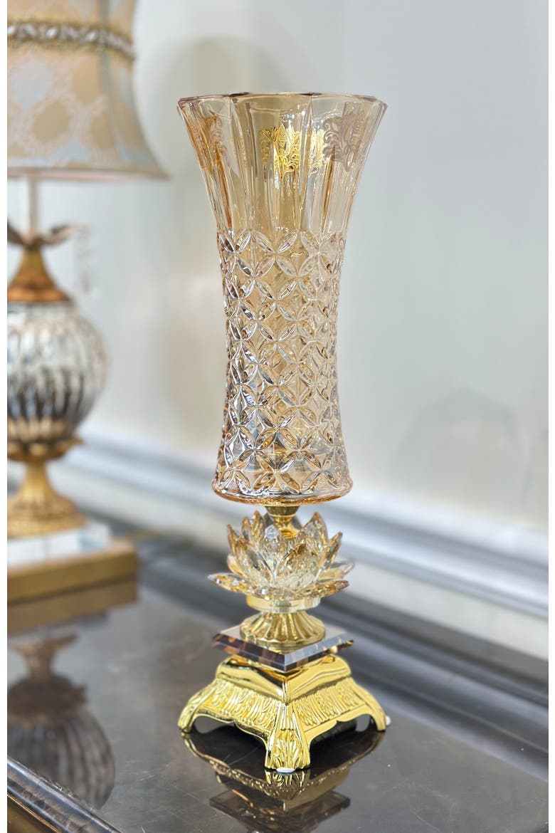 Stately Lily Vase, Alternate, color, Golden Yellow