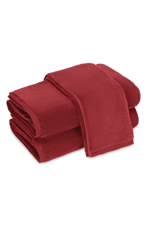 Milagro Bath Collection