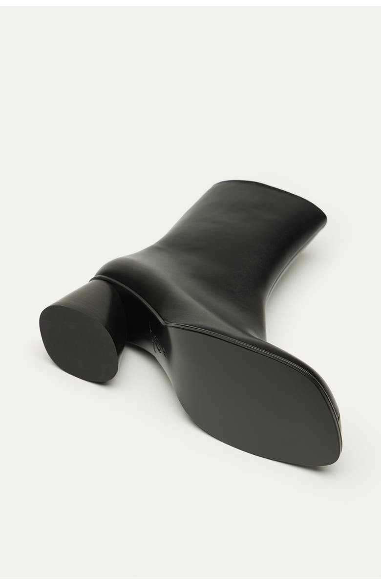 WANT Les Essentiels Holton Smooth Leather Heeled Boots, Alternate, color, Black