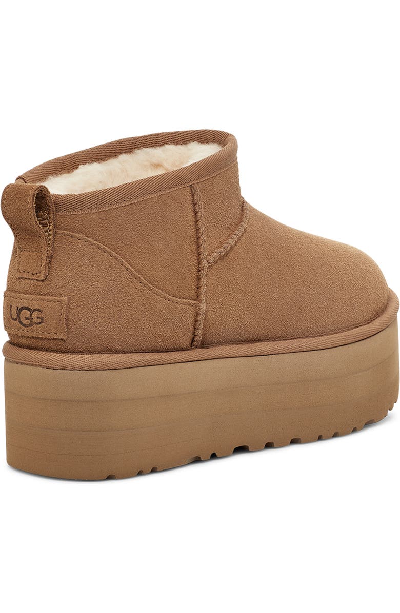 Classic Ultra Mini Platform Boot