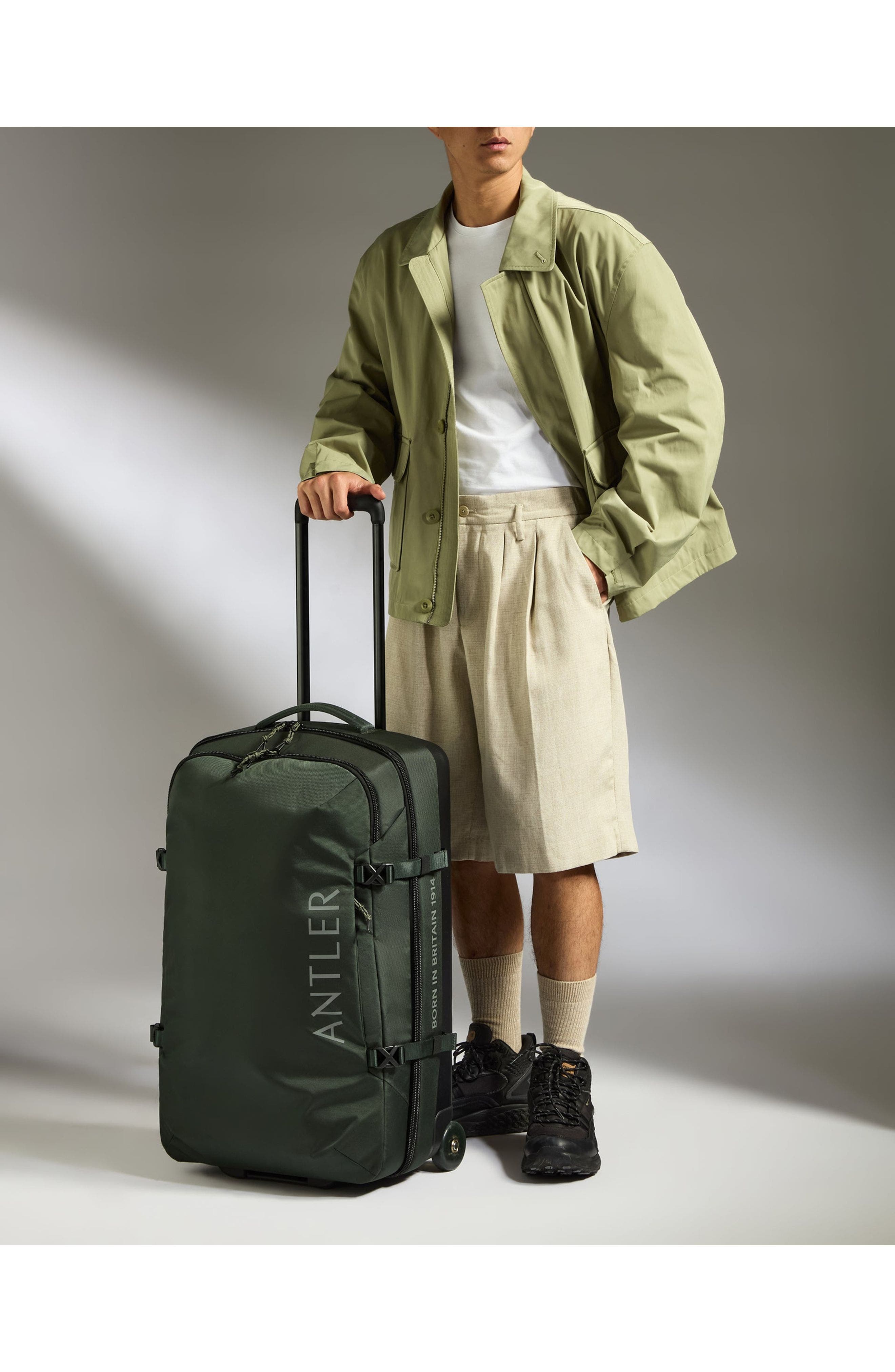 Discovery Wheeled Duffel, Alternate, color, Dark Forest Green
