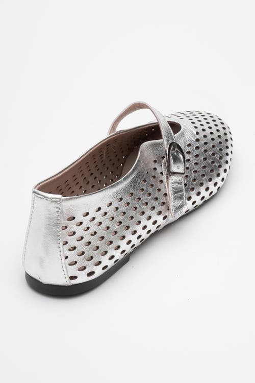 Forever & Always Shoes Arian Leather Ballet Flat In Silver