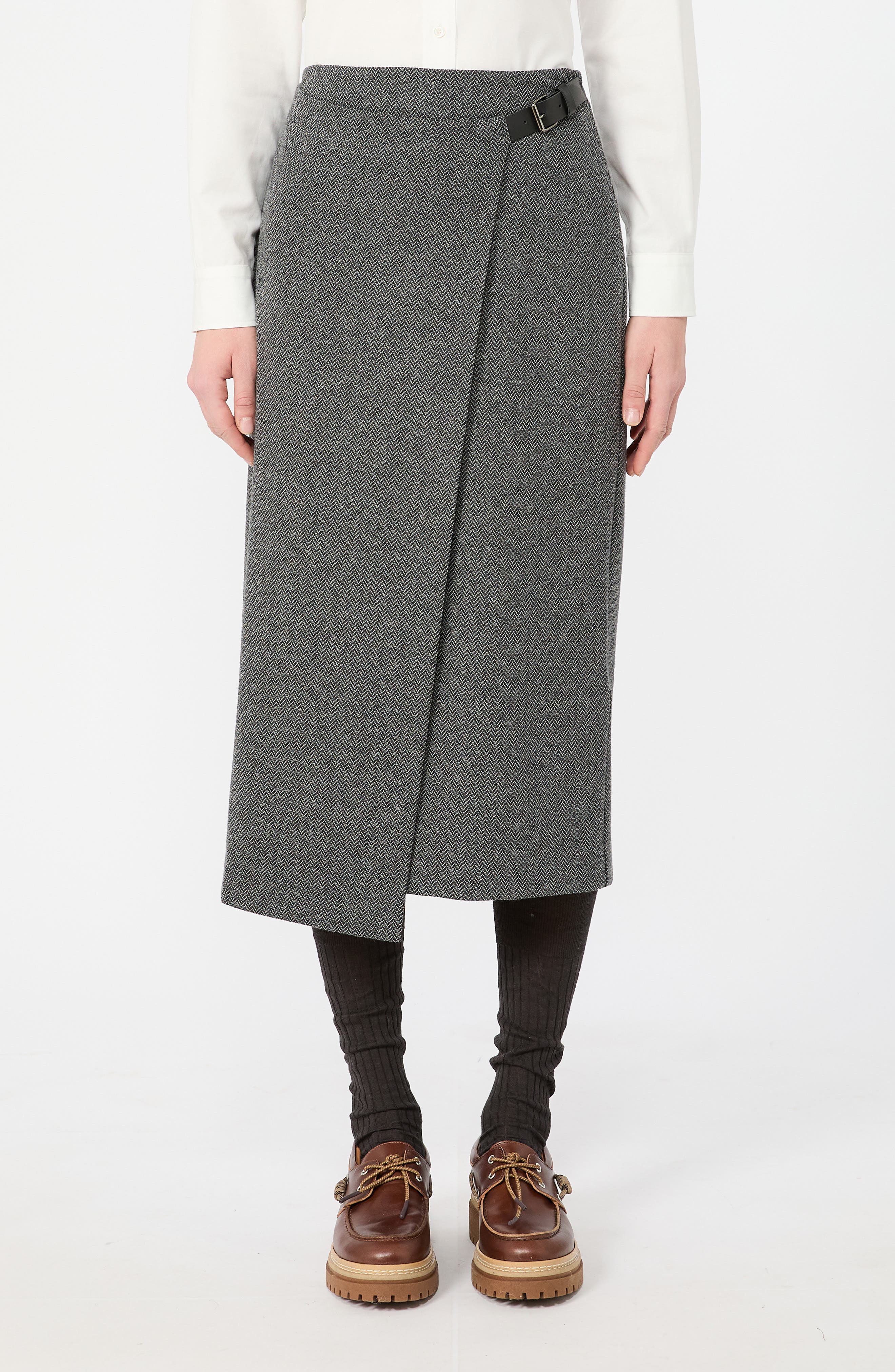 selected MEDIUM GREY