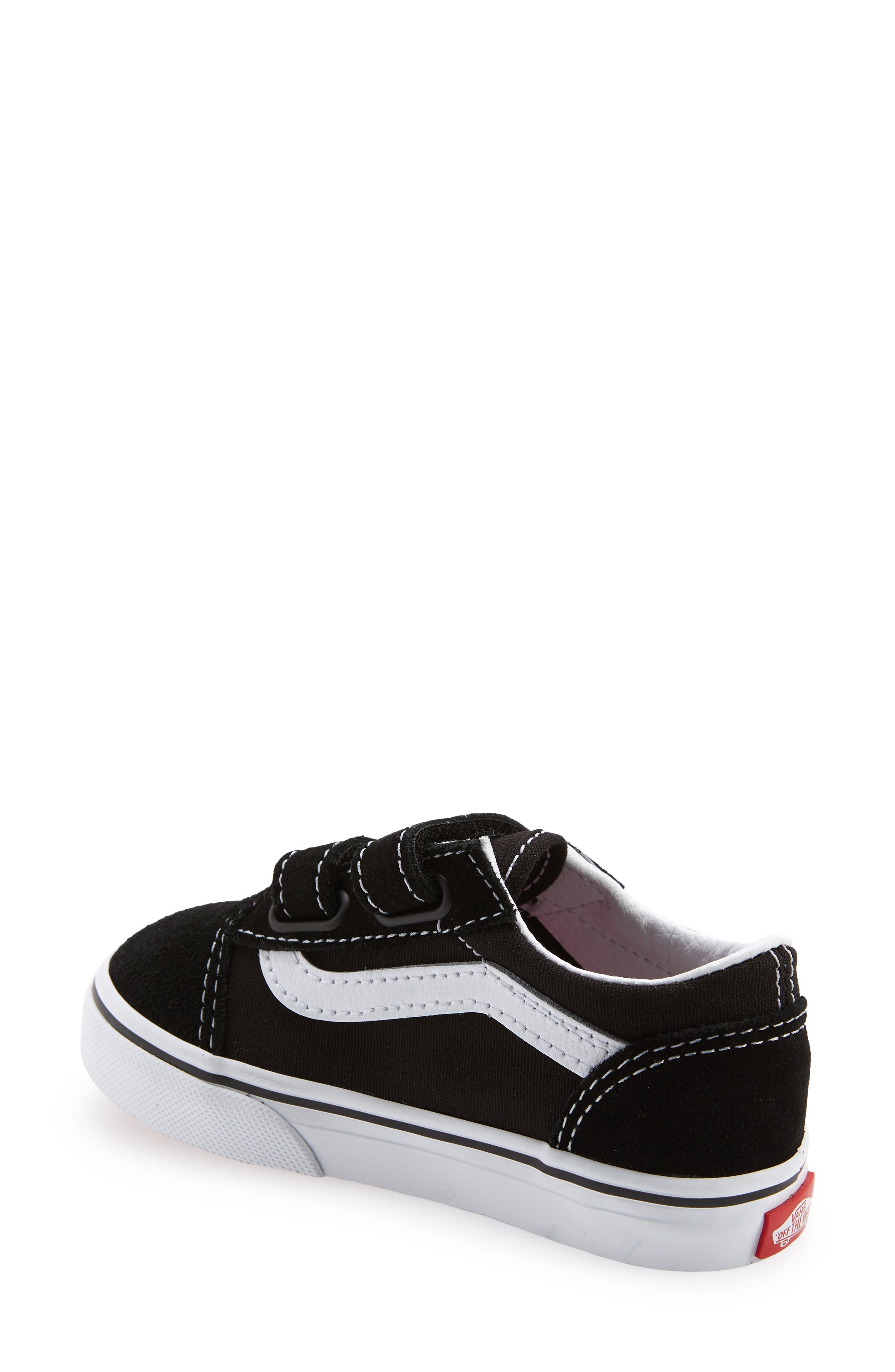 Vans Old Skool Sneaker, Alternate, color, 