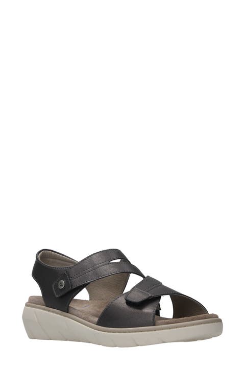 Ikaria Wedge Sandal (Women)