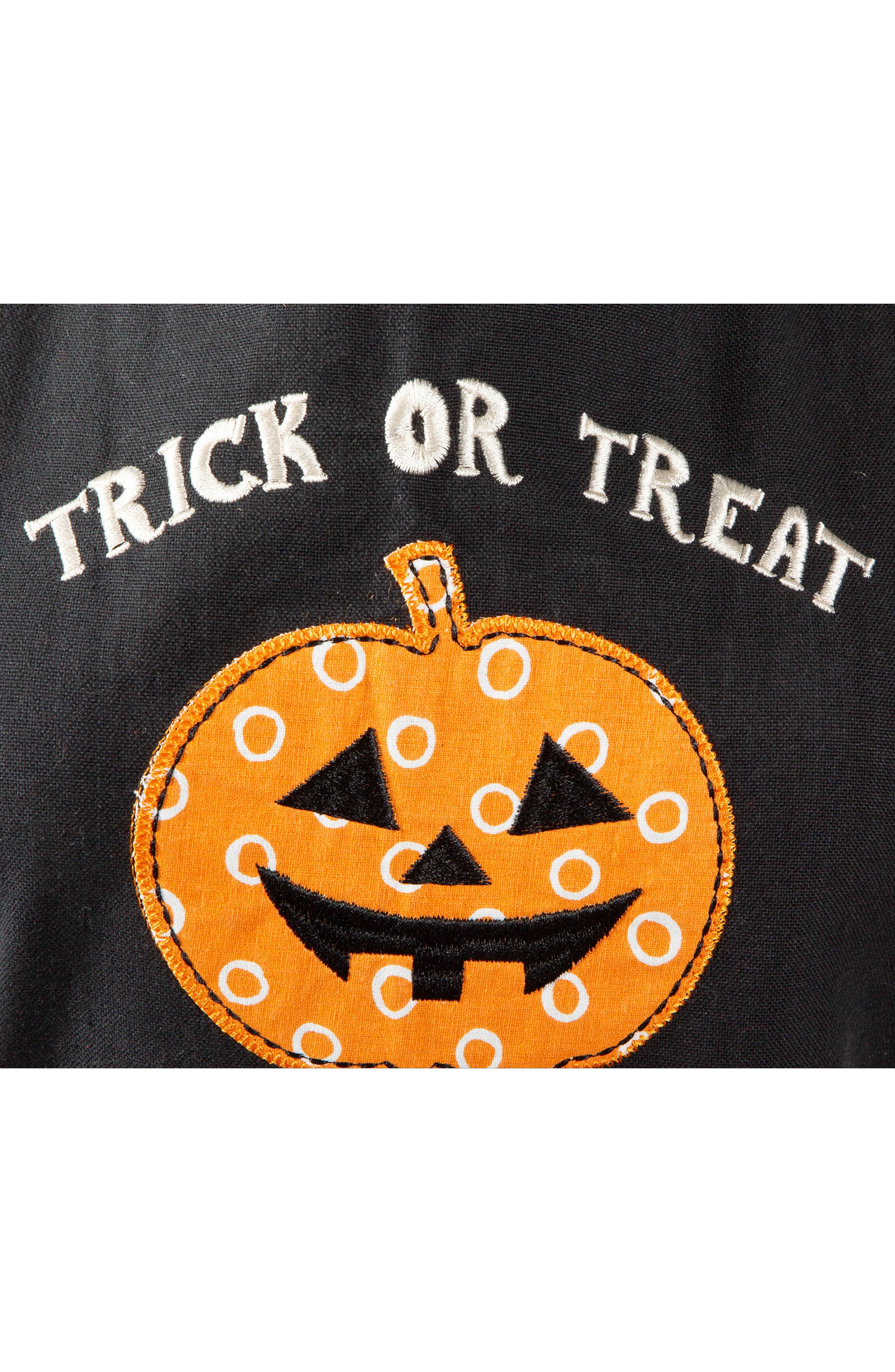 Design Imports Trick or Treat Embellished Apron | Nordstromrack