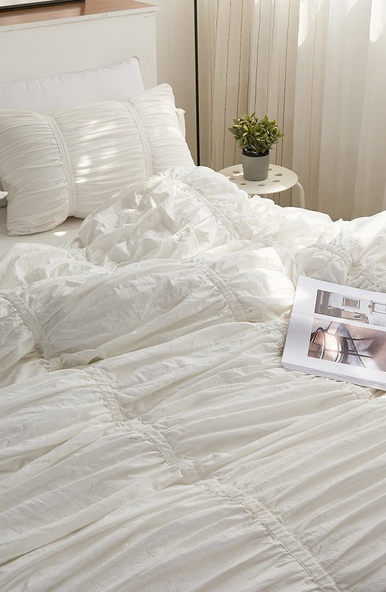 Ever Lasting Ruffle Bedding Set with Ties, Alternate, color, White, Flat