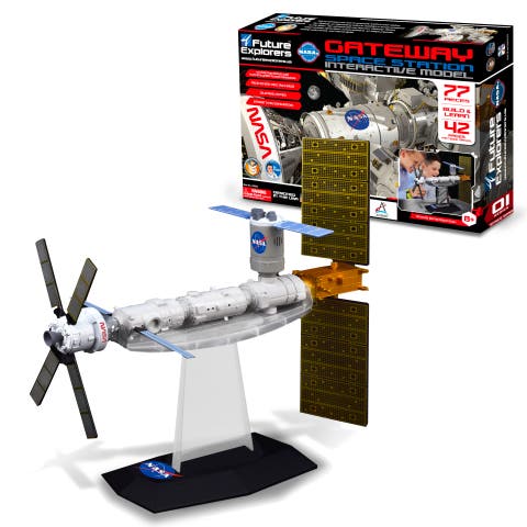 NASA Future Explorers - Gateway Space Station Interactive Model. Build & Learn STEM Education & Interactive Space Exploration For Kids. With Projector, Orion Capsule & Rotating Solar Panel!