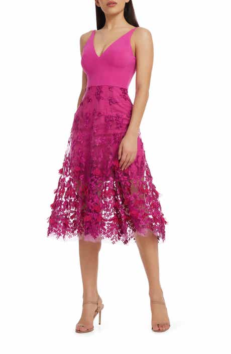 Dress the Population Darleen V-Neck Embroidered Mesh Cocktail Dress