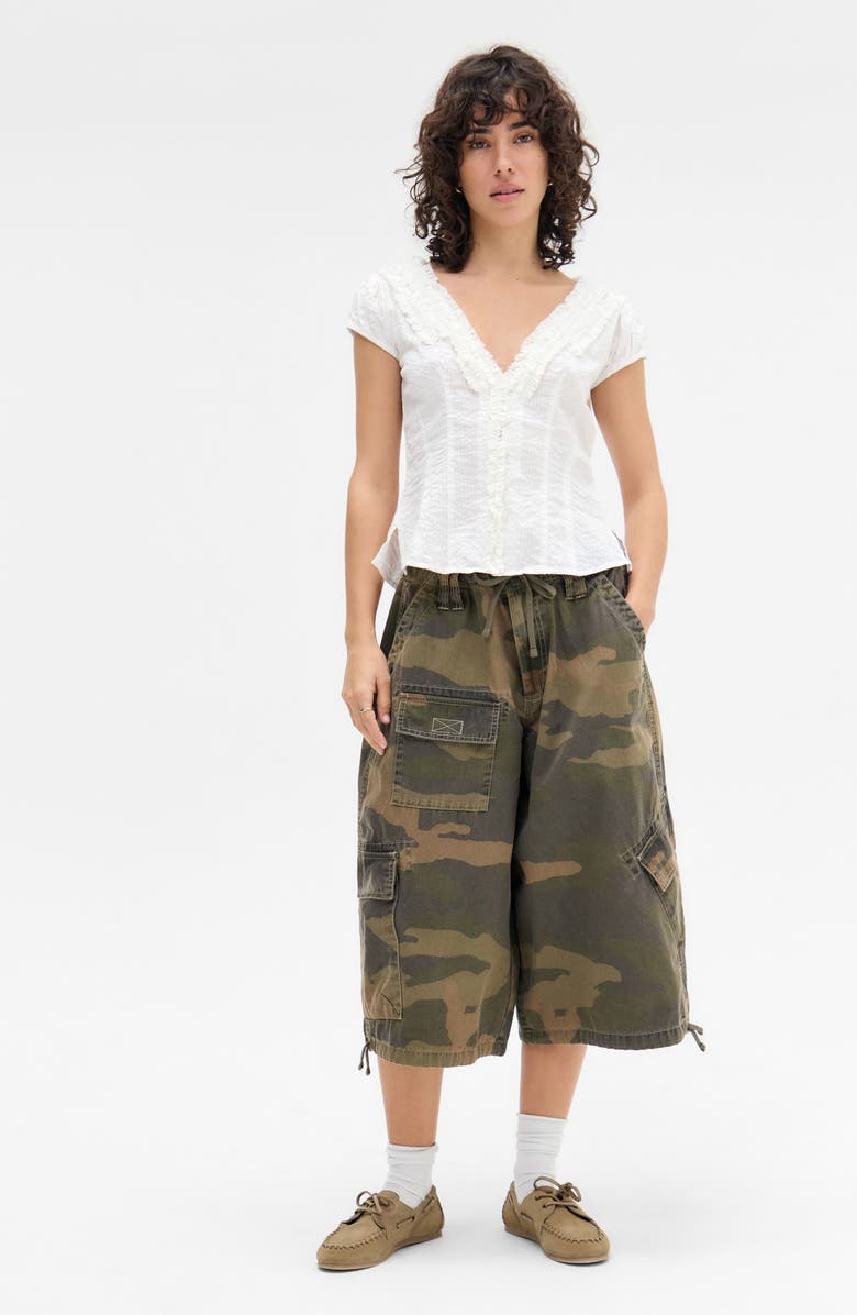 BDG Urban Outfitters Ria Ruffle Top, Alternate, color, 