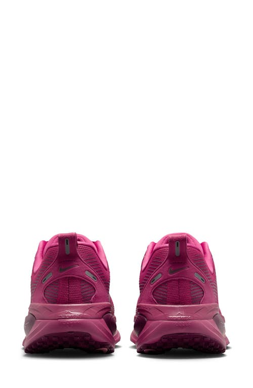 Nike Vomero 18 Running Shoe In Pink