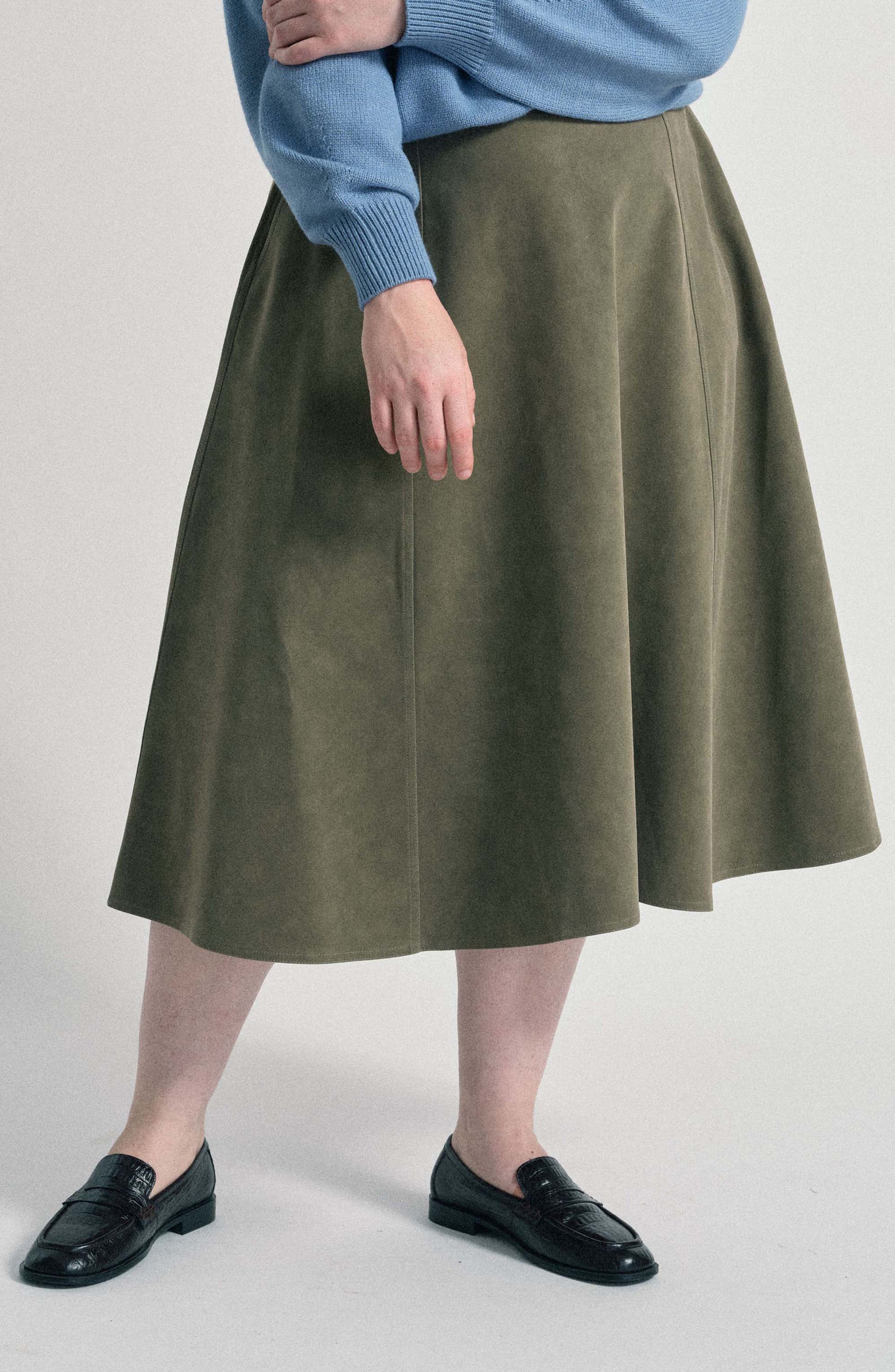 CAPULET OLIVE GREEN