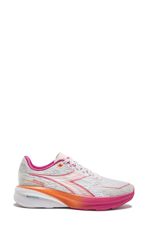 Mythos Blushield Volo 5 Sneaker (Women)