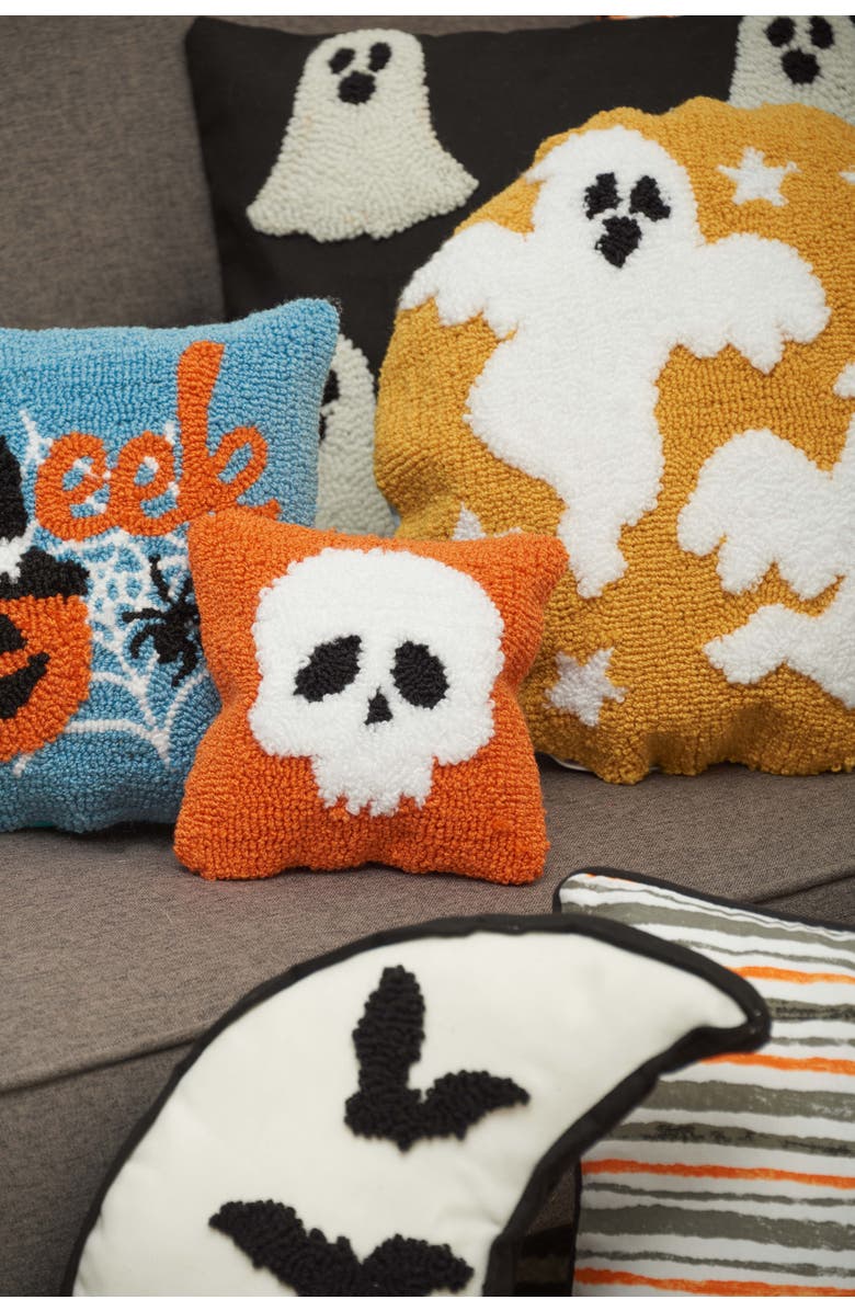 C&F Home Halloween Skeleton Ribs Heart Shape Hooked Accent Throw Pillow 16" x 16", Alternate, color, Black