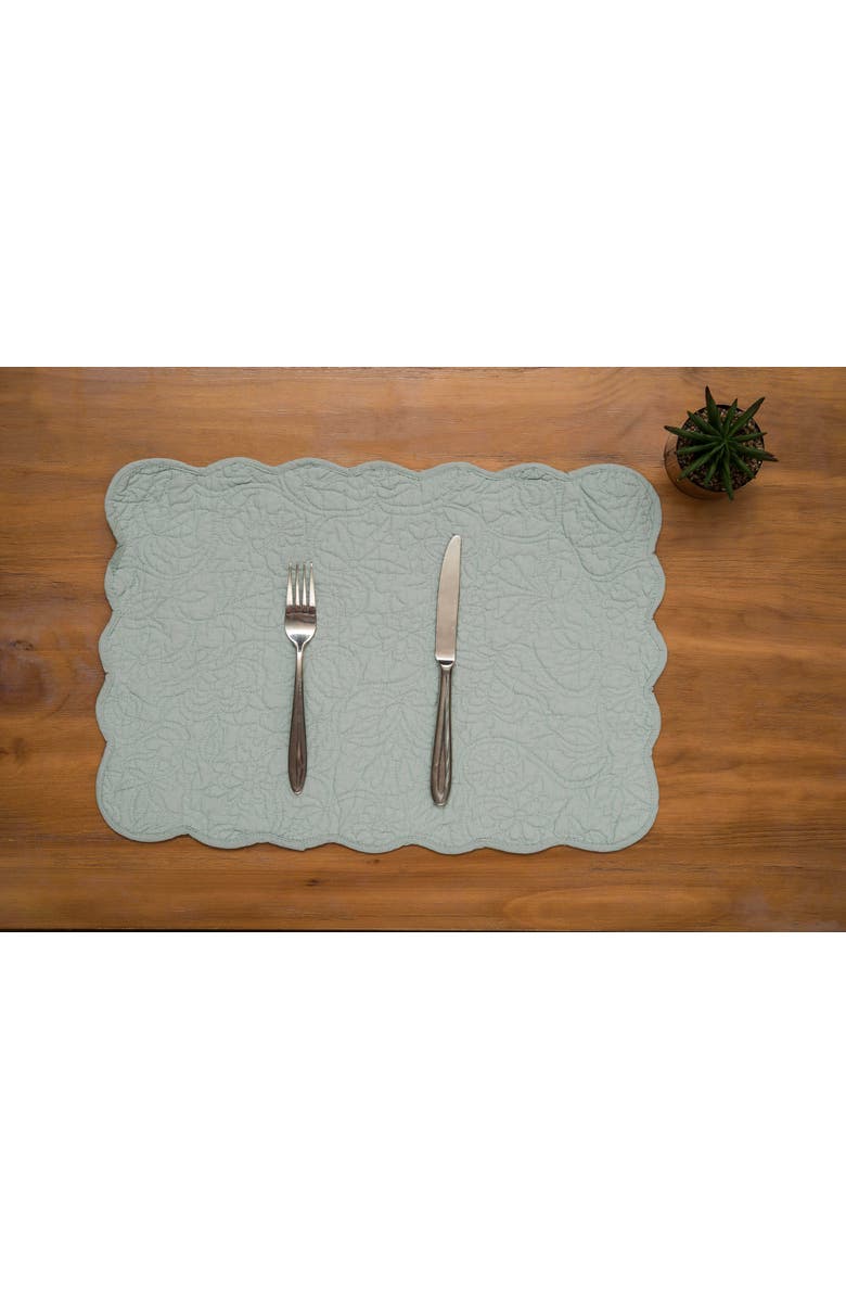 C&F Home Christiana Breeze Reversible Machine Washable Scallop Quilt Placemats Set of 6, Alternate, color, Blue