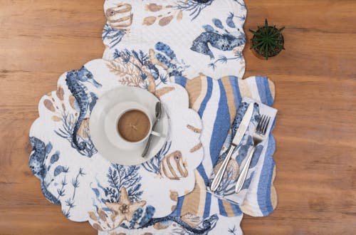 C & F Home C&f Home Seahorse Sands Reversible Graphic Print Machine Washable Scallop Quilt Table Runner 14" X 5 In Blue