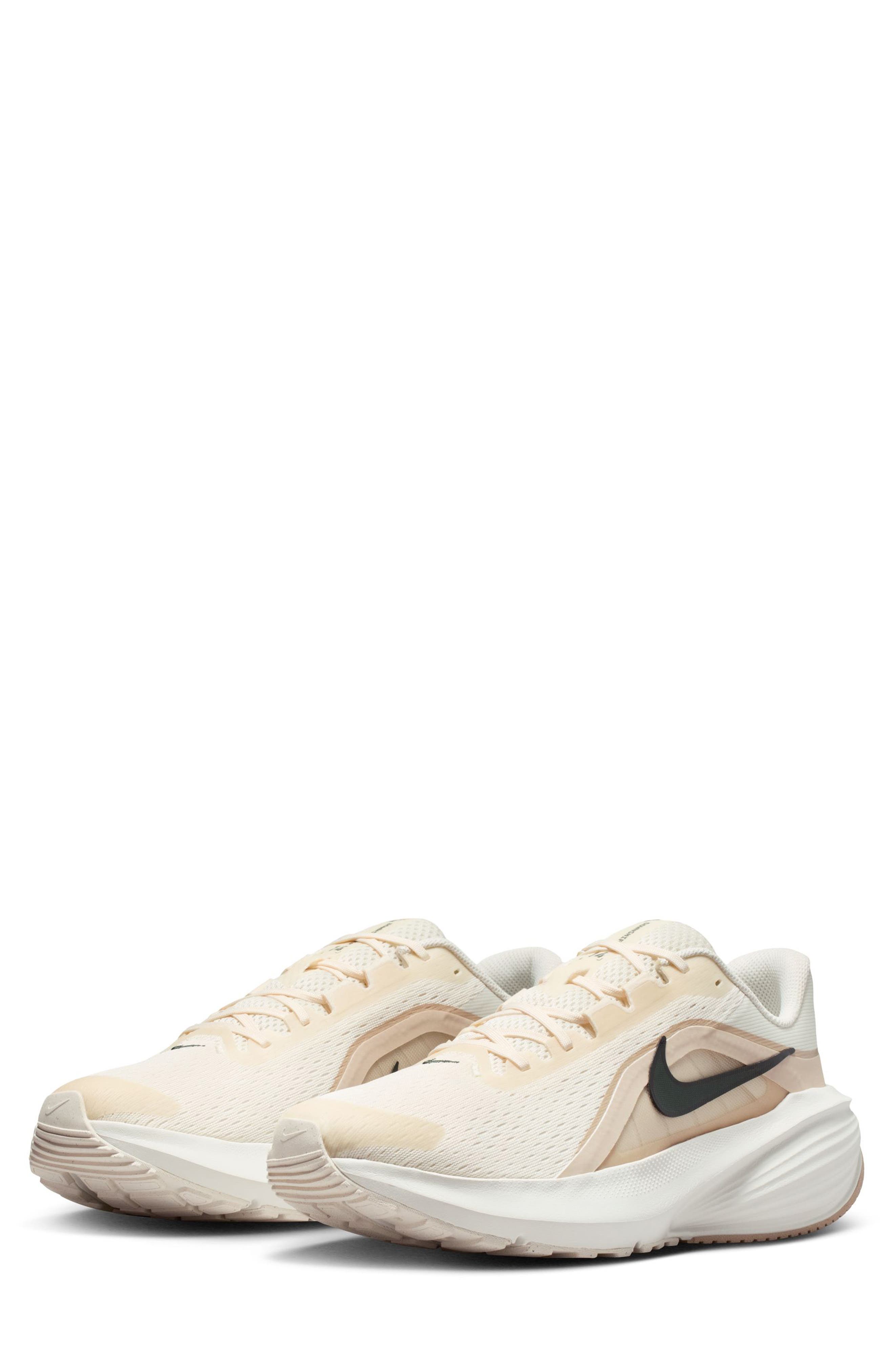  Pale Ivory/ Black Spruce